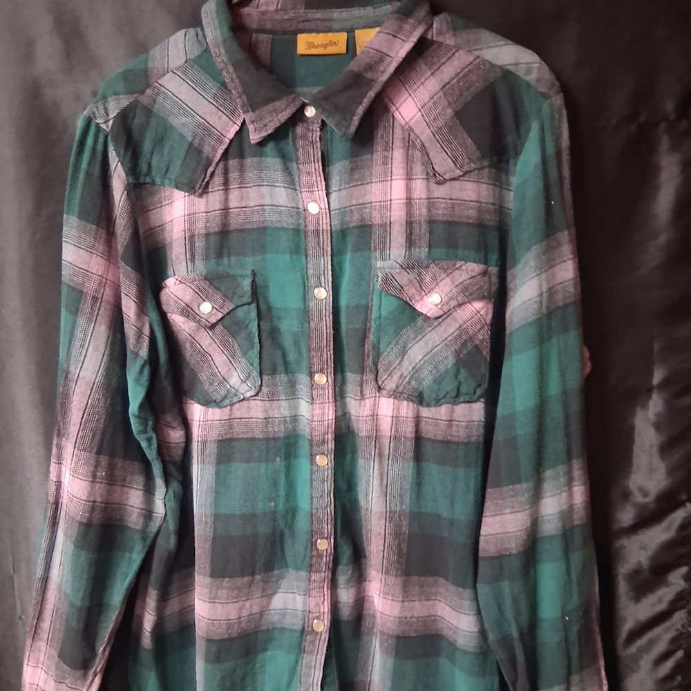 Wrangler Teal & Pink Plaid Western Shirt